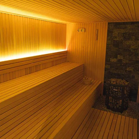 Hotel apartamentowy Hillview B117 *