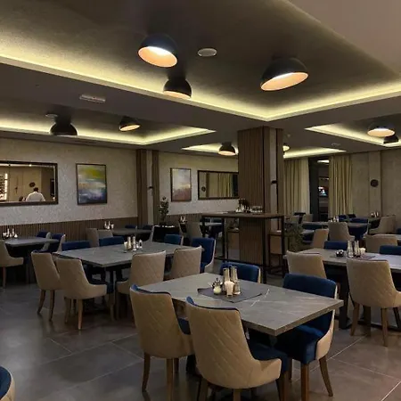 Hotel apartamentowy Hillview B117